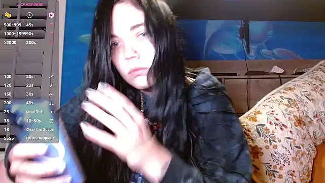 ahungkittykat online show from April 29, 2026, 12:27 am