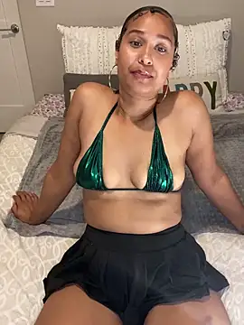 Snapshot of Jamalyce chatting on February 3, 2026, 2:53 am Jamalyce online show from February 3, 2026, 2:53 am