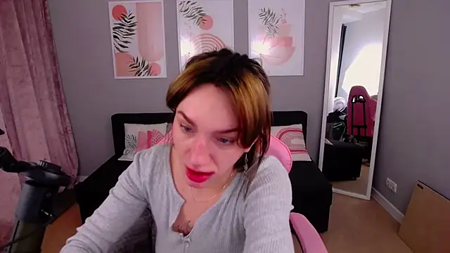 PollyRoseX online show from February 13, 2026, 7:26 am