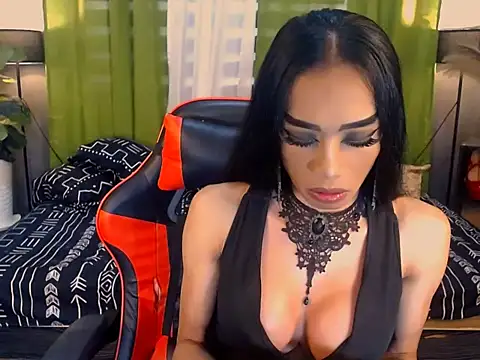 VeshtidaTS online show from February 17, 2026, 3:36 am