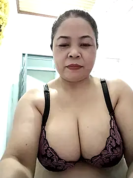 Snapshot of Baby-bigtits2026 chatting on March 4, 2026, 10:43 am Baby-bigtits2026 online show from March 4, 2026, 10:43 am