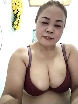 Snapshot of Baby-bigtits2026 chatting on March 29, 2026, 5:29 am Baby-bigtits2026 online show from March 29, 2026, 5:29 am