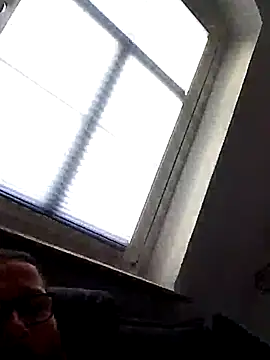 Snapshot of Schaschi_90 chatting on August 3, 2026, 2:11 pm Schaschi 90 online show from August 3, 2026, 2:11 pm