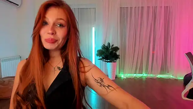 Snapshot of kelly_love_222 chatting on June 2, 2026, 7:49 pm kelly love 222 online show from June 2, 2026, 7:49 pm