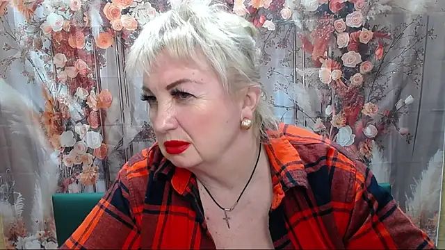 Snapshot of RenataDaster chatting on March 22, 2026, 6:11 pm RenataDaster online show from March 22, 2026, 6:11 pm