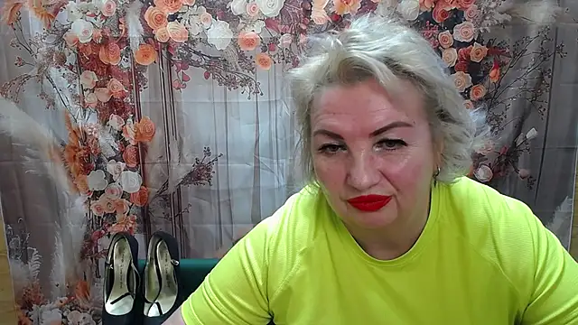 Snapshot of RenataDaster chatting on April 3, 2026, 5:11 pm RenataDaster online show from April 3, 2026, 5:11 pm