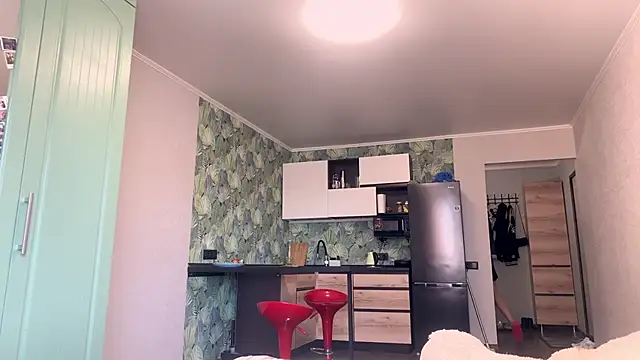 dianar1se online show from March 22, 2026, 7:34 am