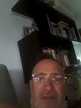 bobo672 online show from April 10, 2026, 5:56 am