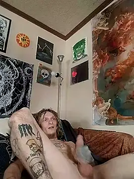 Snapshot of Versaceballsack chatting on February 24, 2026, 5:22 pm Versaceballsack online show from February 24, 2026, 5:22 pm