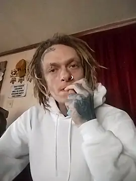 Snapshot of Versaceballsack chatting on March 1, 2026, 1:02 pm Versaceballsack online show from March 1, 2026, 1:02 pm