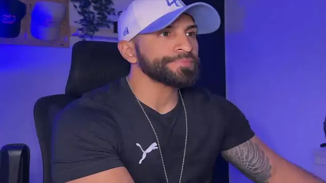 SamDornan51 online show from March 19, 2026, 1:20 am