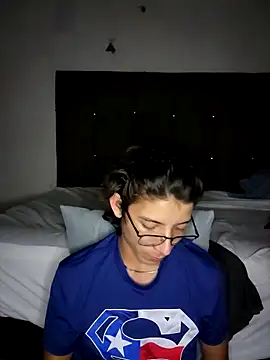 Snapshot of SolRakOF chatting on February 16, 2026, 1:24 am SolRakOF online show from February 16, 2026, 1:24 am