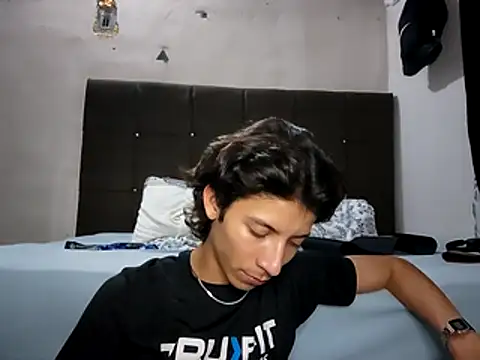 Snapshot of SolRakOF chatting on February 20, 2026, 1:24 am SolRakOF online show from February 20, 2026, 1:24 am