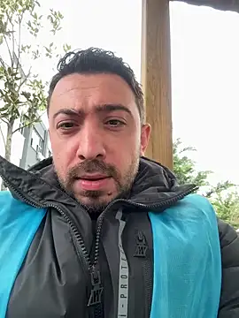 hessds34 online show from April 9, 2026, 8:20 am