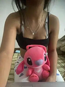 Snapshot of Nour-Lina chatting on February 13, 2026, 9:16 am Nour-Lina online show from February 13, 2026, 9:16 am