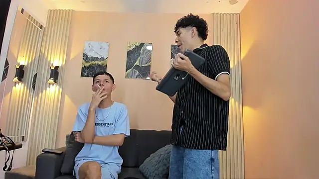 DesiresOfOlympus  online show from April 2, 2026, 7:22 pm