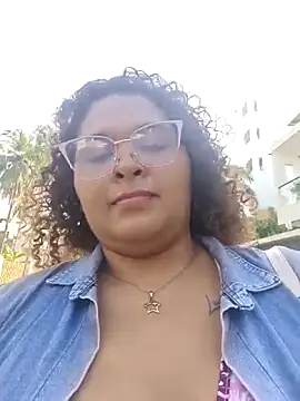 Snapshot of AdinaSkaly chatting on February 11, 2026, 8:58 pm AdinaSkaly online show from February 11, 2026, 8:58 pm