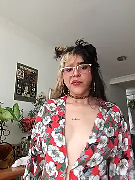 Snapshot of la_venuss chatting on February 26, 2026, 10:20 pm la venuss online show from February 26, 2026, 10:20 pm