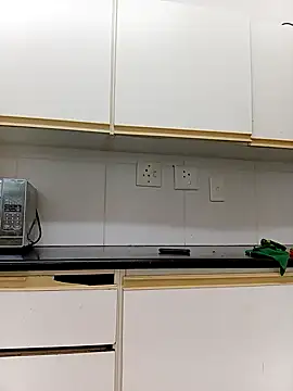 LADY-NESH online show from February 3, 2026, 8:30 am