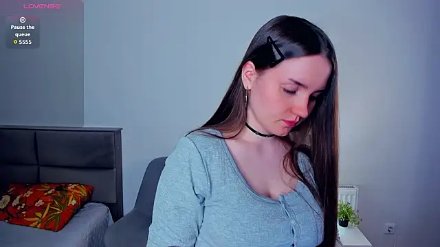 CrissyKales online show from March 29, 2026, 5:35 pm