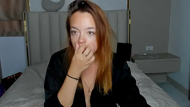 stellaa quenn online show from March 16, 2026, 12:17 am