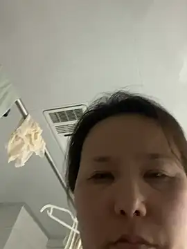 Snapshot of Youyou_12 chatting on February 10, 2026, 2:54 pm Youyou 12 online show from February 10, 2026, 2:54 pm