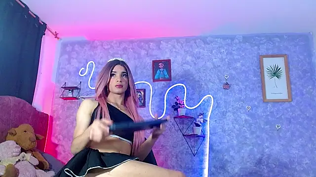 Snapshot of Everlin__Hot_ chatting on February 6, 2026, 11:35 am Everlin Hot online show from February 6, 2026, 11:35 am