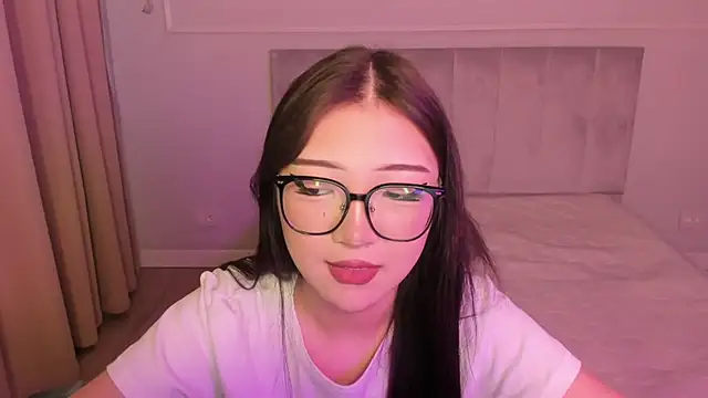 Snapshot of say7maya chatting on February 15, 2026, 3:47 am say7maya online show from February 15, 2026, 3:47 am