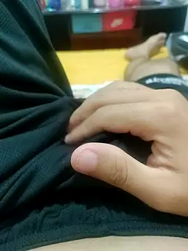 Snapshot of putopau15 chatting on February 16, 2026, 1:46 am putopau15 online show from February 16, 2026, 1:46 am