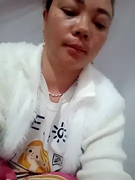 Snapshot of neyney110 chatting on February 11, 2026, 9:20 pm neyney110 online show from February 11, 2026, 9:20 pm