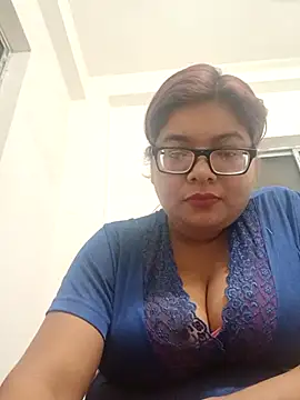 Elie Hallway online show from March 2, 2026, 7:21 pm