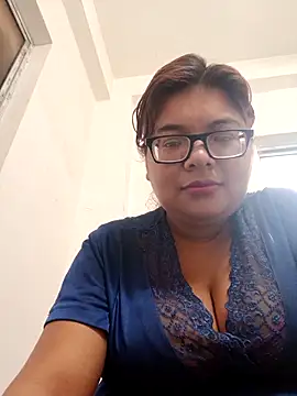 Elie Hallway online show from April 9, 2026, 2:55 am