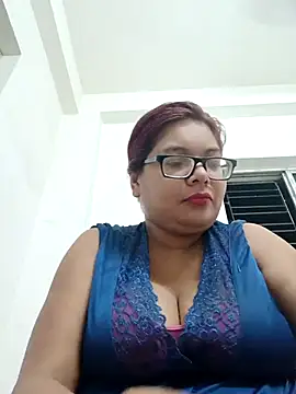 Snapshot of Elie_Hallway chatting on June 24, 2026, 6:29 pm Elie Hallway online show from June 24, 2026, 6:29 pm