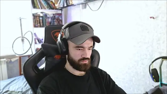 Snapshot of _Mostly_ chatting on April 11, 2026, 11:36 am Mostly online show from April 11, 2026, 11:36 am