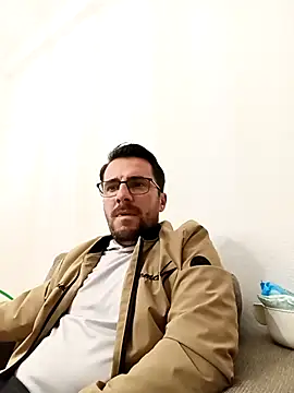 Snapshot of NatanCasad0 chatting on February 7, 2026, 12:14 am NatanCasad0 online show from February 7, 2026, 12:14 am