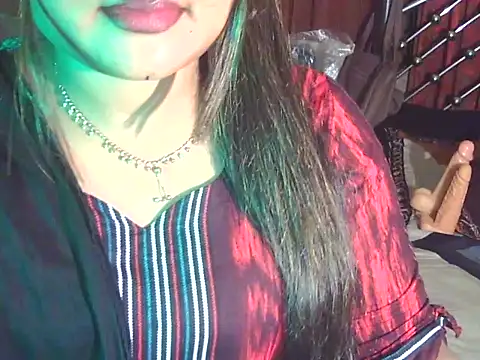 Nusrat Faria online show from May 15, 2026, 4:14 pm