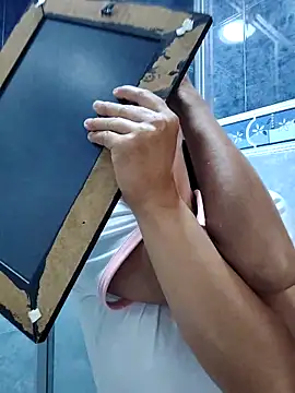 Roxan King online show from April 16, 2026, 1:45 pm