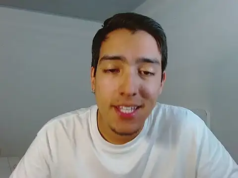 Snapshot of NickFin chatting on June 4, 2026, 7:53 pm NickFin online show from June 4, 2026, 7:53 pm