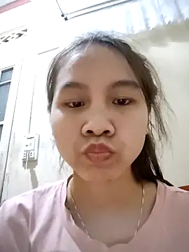 Snapshot of kimoanh102 chatting on February 7, 2026, 1:15 pm kimoanh102 online show from February 7, 2026, 1:15 pm