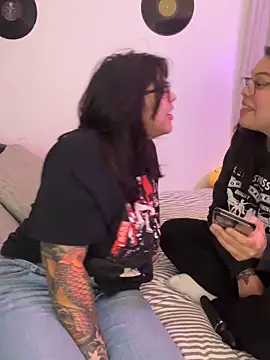 Snapshot of KittyTatts chatting on March 4, 2026, 3:12 am KittyTatts online show from March 4, 2026, 3:12 am