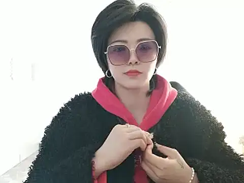 Snapshot of Nikishine chatting on February 4, 2026, 3:56 am Nikishine online show from February 4, 2026, 3:56 am