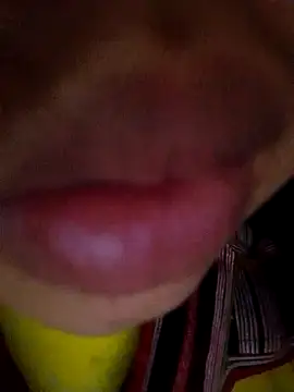 Jyllyy online show from March 20, 2026, 2:49 am