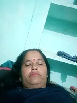 Snapshot of Gudid209896 chatting on February 9, 2026, 9:30 pm Gudid209896 online show from February 9, 2026, 9:30 pm