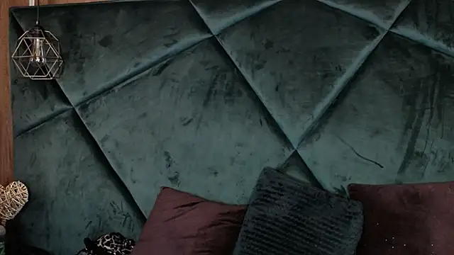 LannaQuinn online show from February 21, 2026, 4:02 am