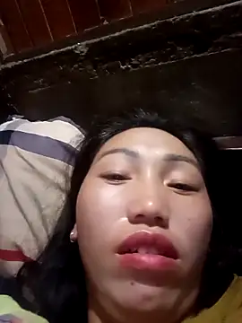 hot-luna- online show from February 16, 2026, 11:12 pm