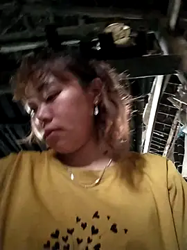 Bella-222 online show from February 25, 2026, 4:33 am