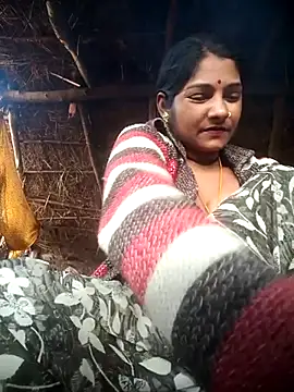 Hotty raghni online show from February 9, 2026, 3:10 am