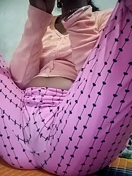 Snapshot of reet_sen03 chatting on February 16, 2026, 11:17 am reet sen03 online show from February 16, 2026, 11:17 am