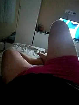 Snapshot of latya111 chatting on February 5, 2026, 9:30 pm latya111 online show from February 5, 2026, 9:30 pm