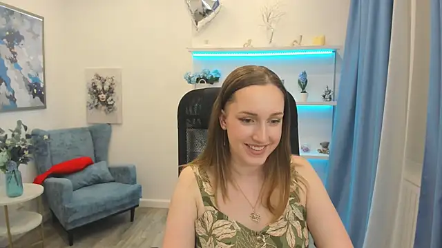 Snapshot of CaseyTerini chatting on June 3, 2026, 11:35 am CaseyTerini online show from June 3, 2026, 11:35 am